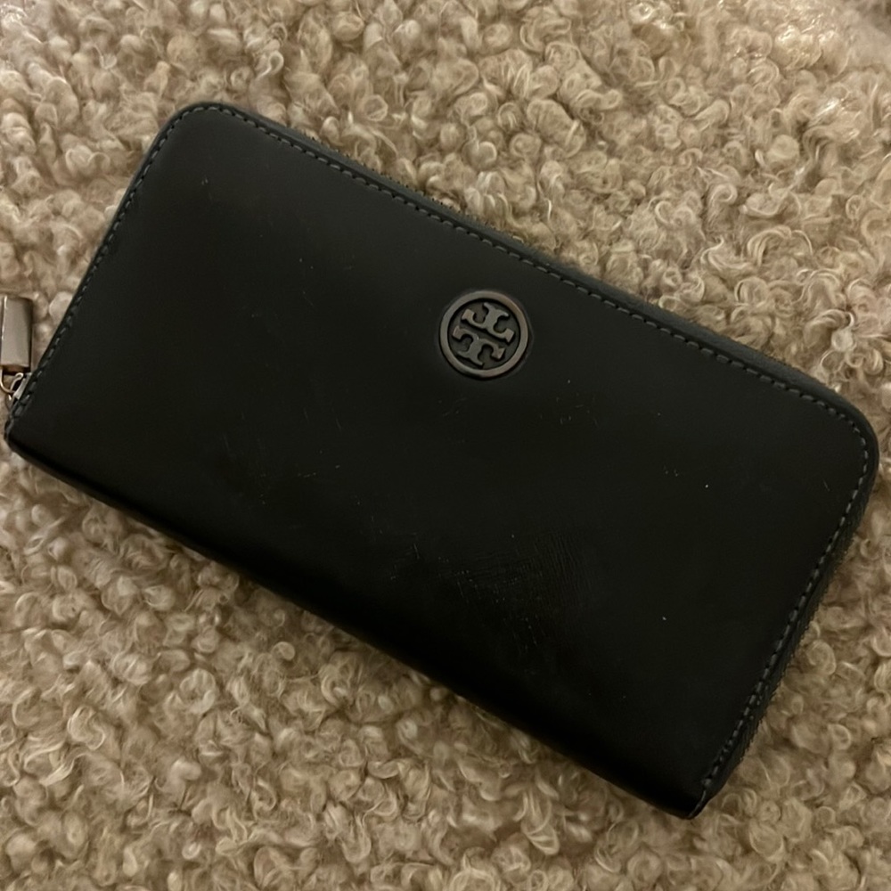 Tory Burch continental wallet